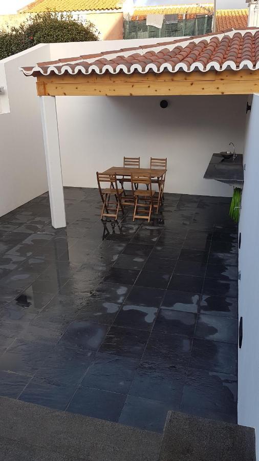 A Casinha Apartamento Angra do Heroísmo Exterior foto